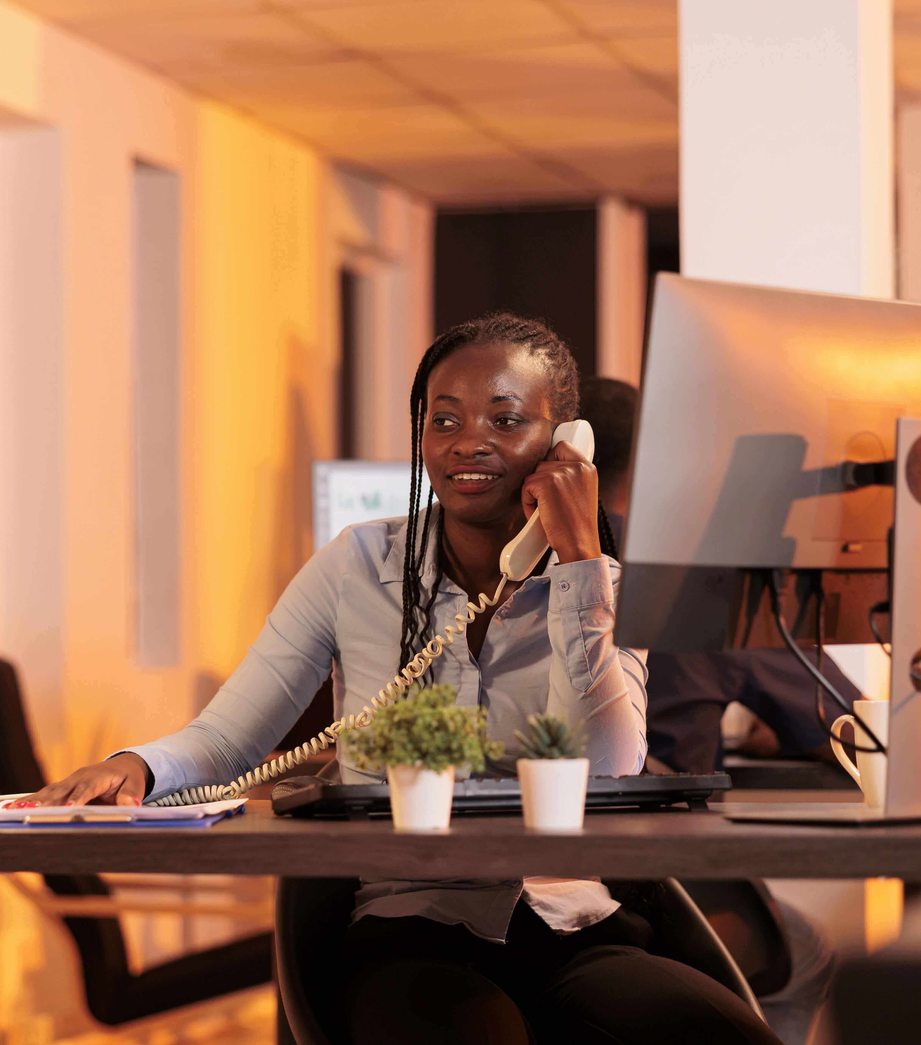 Customer Support Plotipoa